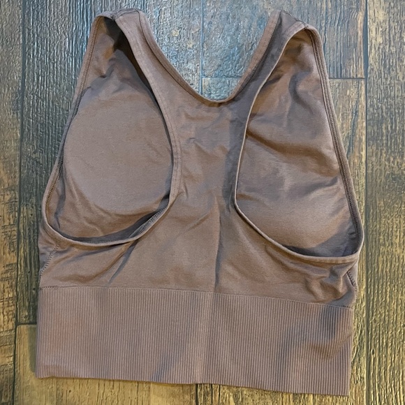 PINK Sport Crop Top - Picture 2 of 3